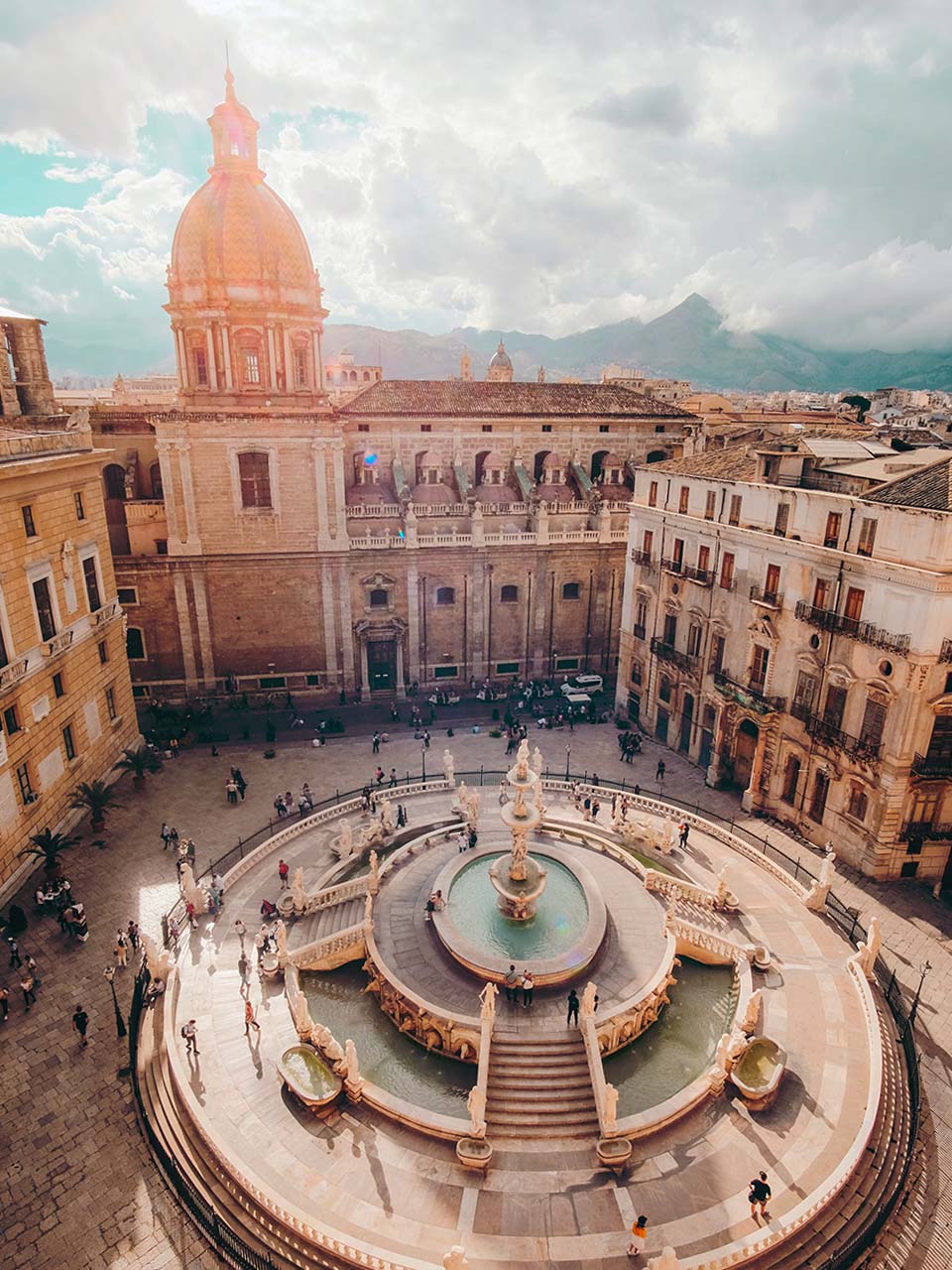 view from above of the Fontana Pretoria in Piazza della Vergogna in Palermo