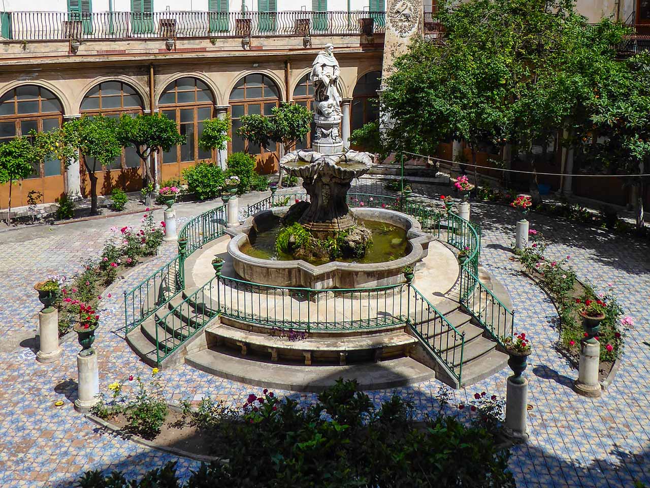 cloister of the Church of Santa Caterina in Palermo